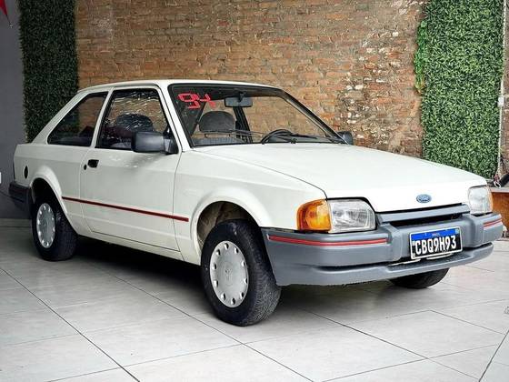 FORD ESCORT 1.0 HOBBY 8V GASOLINA 2P MANUAL